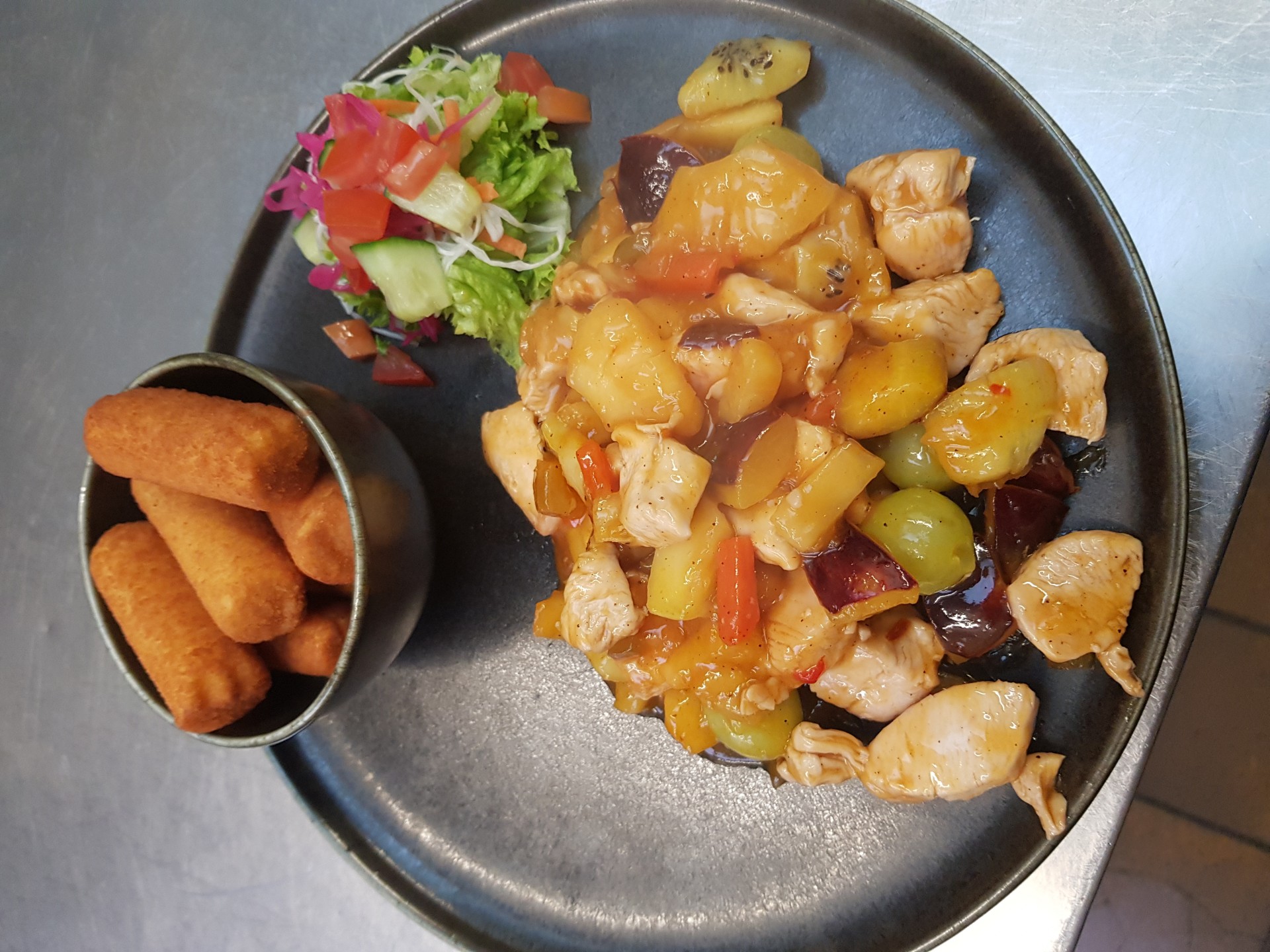 Poulet aux fruits